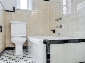48-55 43 Street 4H, Woodside NY 11377