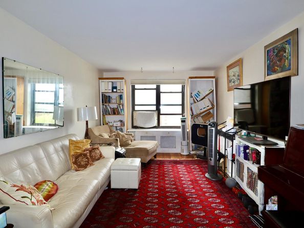 87-40 Francis Lewis Boulevard A76, Queens Village NY 11427