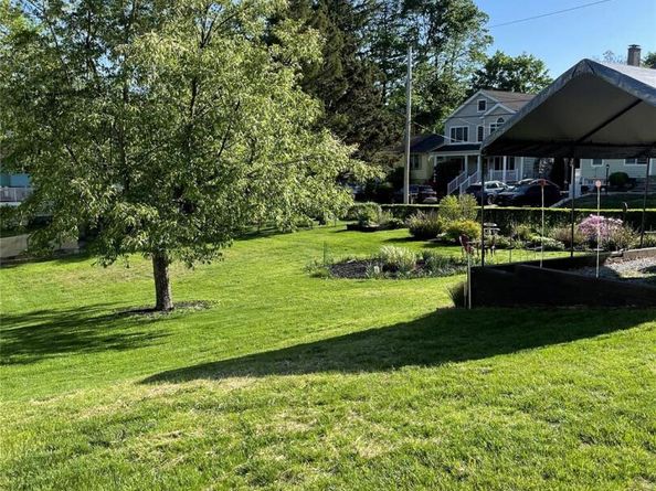 36 Ross Drive, Yorktown Heights NY 10598