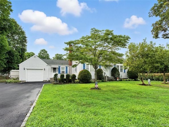 1547 Walt Whitman Road, Melville NY 11747