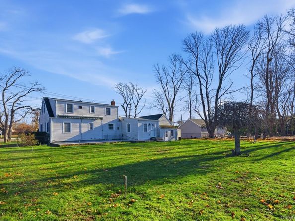 1547 Walt Whitman Road, Melville NY 11747