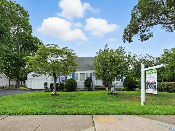 1547 Walt Whitman Road, Melville NY 11747