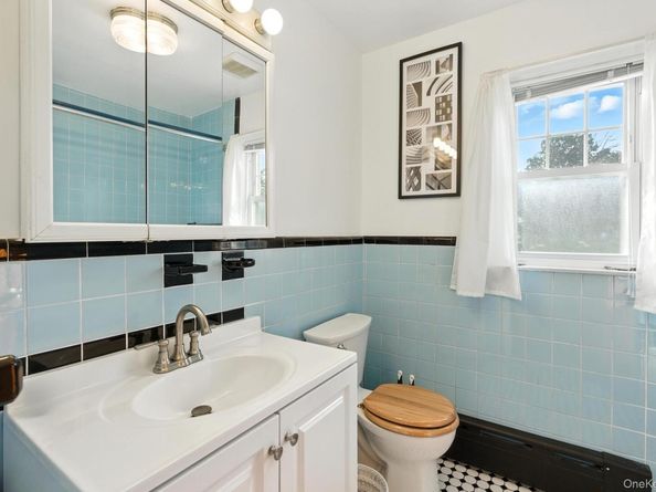 1547 Walt Whitman Road, Melville NY 11747