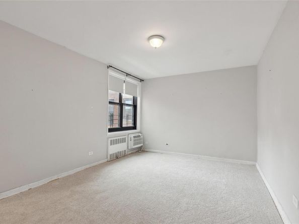 139-15 83 Avenue 629, Briarwood NY 11435