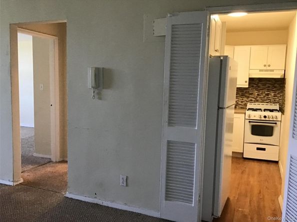 54-40 Little Neck Parkway 4M, Little Neck NY 11362