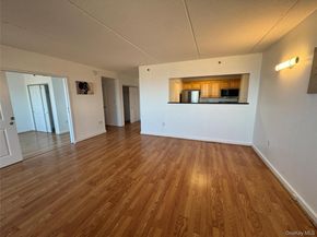 136 Beach 117 706, Rockaway Park NY 11694