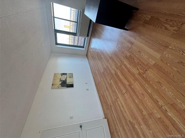 136 Beach 117 706, Rockaway Park NY 11694