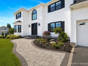 20 Chateau Drive, Manorville NY 11949