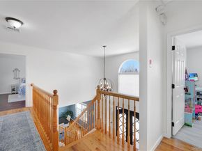 20 Chateau Drive, Manorville NY 11949