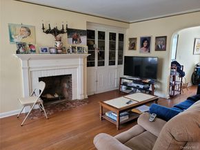 33 Nassau Boulevard, West Hempstead NY 11552