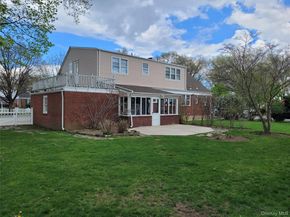 33 Nassau Boulevard, West Hempstead NY 11552