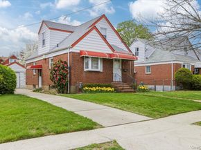 95-18 238th Street, Floral Park NY 11001
