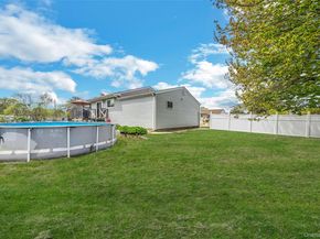 206 Prospect Place, Bay Shore NY 11706