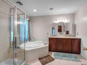 9 Paddock Lane, Medford NY 11763