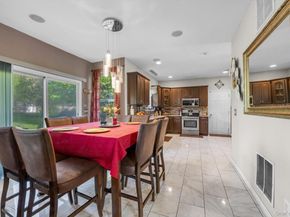 9 Paddock Lane, Medford NY 11763