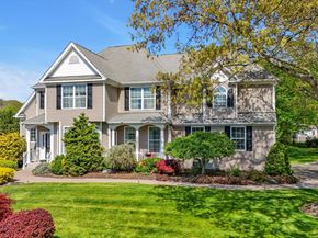 9 Paddock Lane, Medford NY 11763