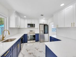8 Grand Canyon Lane, Coram NY 11727