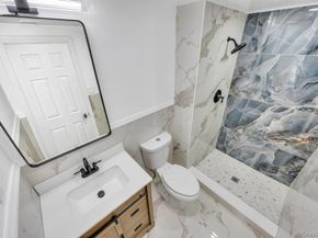 8 Grand Canyon Lane, Coram NY 11727