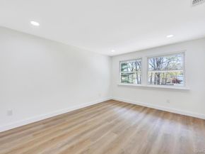 8 Grand Canyon Lane, Coram NY 11727