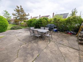 147-19 259th Street, Rosedale NY 11422