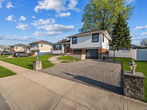 10 Lincoln Street, Farmingdale NY 11735