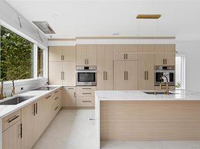 994 Singleton Avenue, Woodmere NY 11598