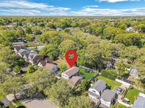 40 Boxwood Drive, Kings Park NY 11754