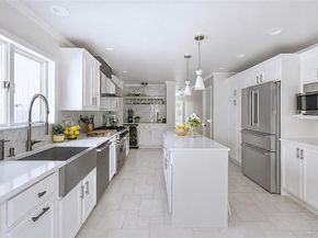 11 N Quarter Road, Westhampton NY 11977