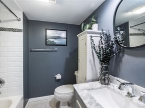 11 N Quarter Road, Westhampton NY 11977