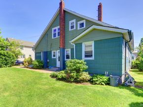 54 McKinley Avenue, Albertson NY 11507