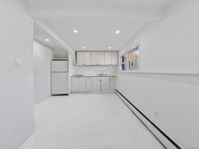 8 Whitebirch Lane, Commack NY 11725