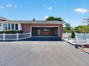 8 Whitebirch Lane, Commack NY 11725
