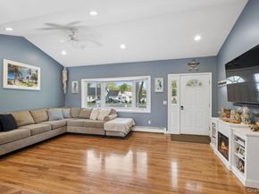 85 Old Stone Road, Calverton NY 11933