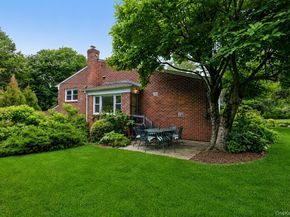 1055 Mamaroneck Avenue, White Plains NY 10605