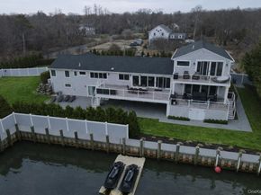 18 Matilda Court, Bayport NY 11705