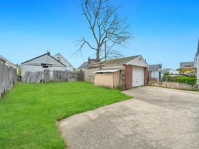8 Francis Court, Elmont NY 11003