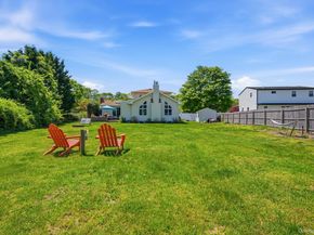 23 Riverdale Drive, Oakdale NY 11769
