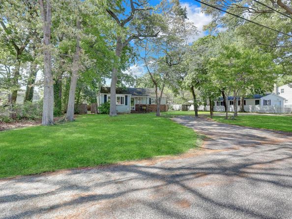 50 Ridgedale Avenue, Farmingville NY 11738
