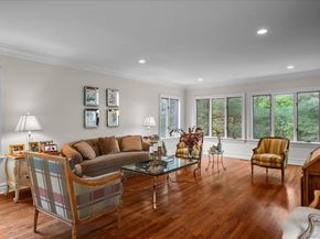 8 Far Hill Lane, Pleasantville NY 10570