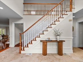 8 Far Hill Lane, Pleasantville NY 10570
