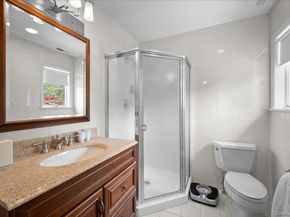 8 Far Hill Lane, Pleasantville NY 10570