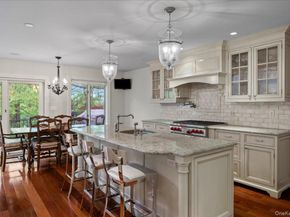 8 Far Hill Lane, Pleasantville NY 10570