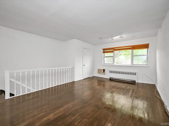 67-44 152nd Street 283B, Flushing NY 11367