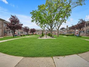67-44 152nd Street 283B, Flushing NY 11367