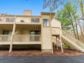239 Deer Hill Road S, South Salem NY 10590