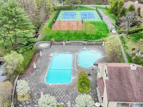 239 Deer Hill Road S, South Salem NY 10590