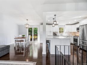 12 Branch Lane, East Setauket NY 11733