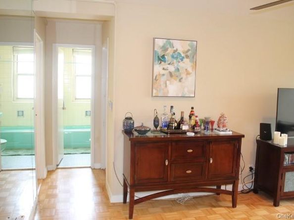 12 Old Mamaroneck Road 7K, White Plains NY 10601