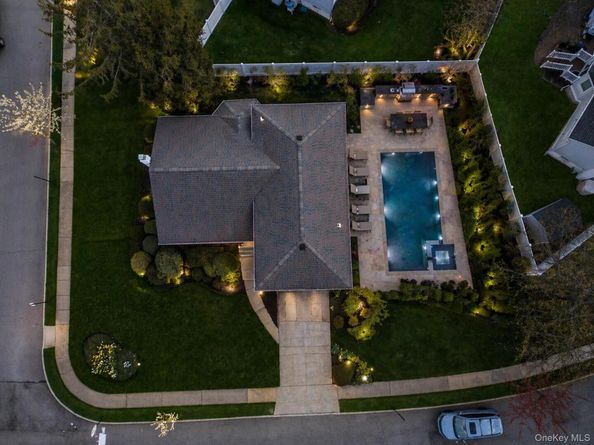 25 Lake Shore Boulevard, Massapequa NY 11758