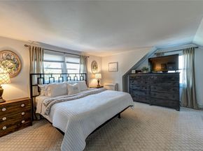 256 4th Avenue, Saint James NY 11780